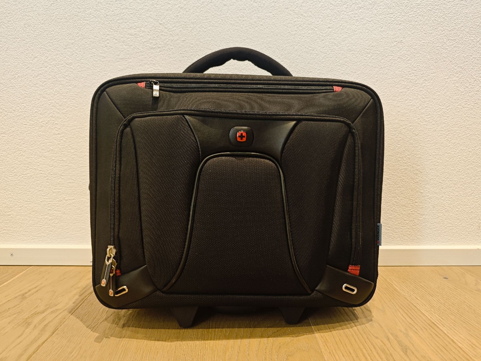 Valigie & Borse: Rollkoffer Wenger Transfer – Usato da Hinwil venduto da Colly20 1