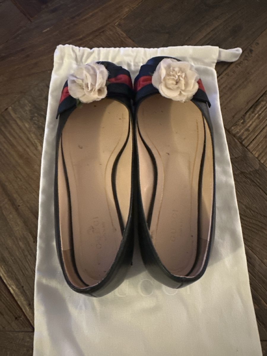 Gucci Damenschuhe: Gucci Ballerinas  Grösse 36.5 Leder – Gebraucht aus Zürich von shoppingmandy 1