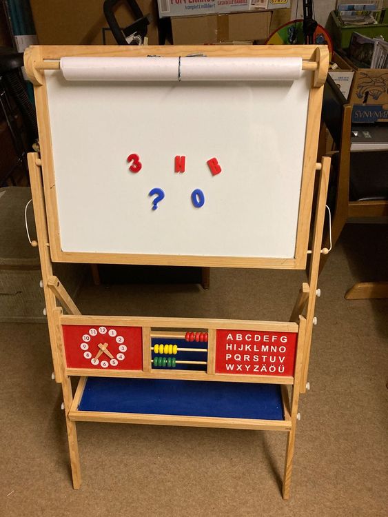 Standtafel / Maltafel (Gebraucht) in Adlikon für CHF 5 – nur Abholung ...