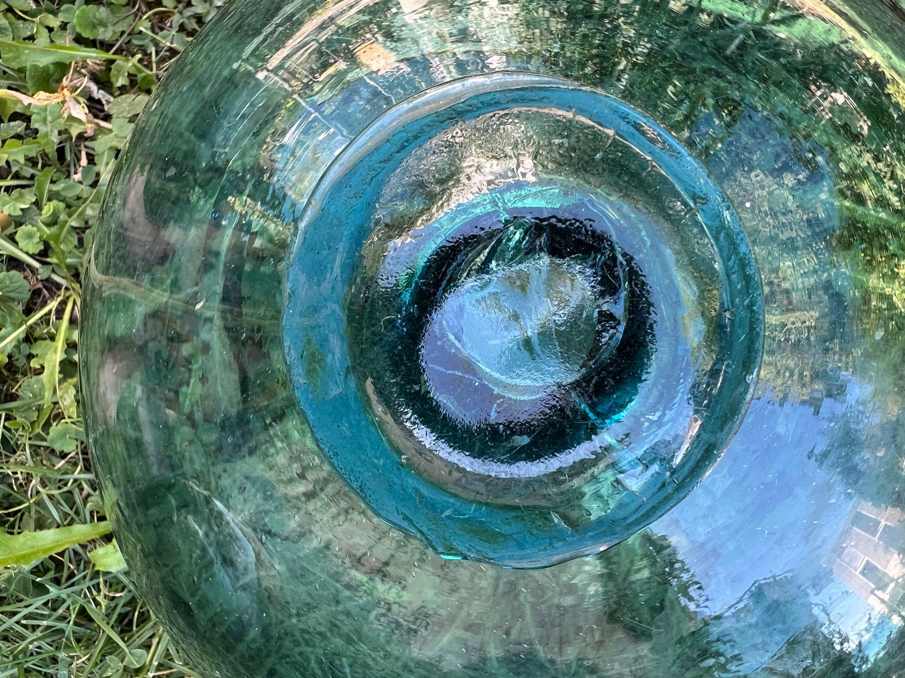 Gläser: Antike Glaskugel hellblau Fischerboje ca. 30cm Durchmesser – Gebraucht aus Zürich von seaside999 5