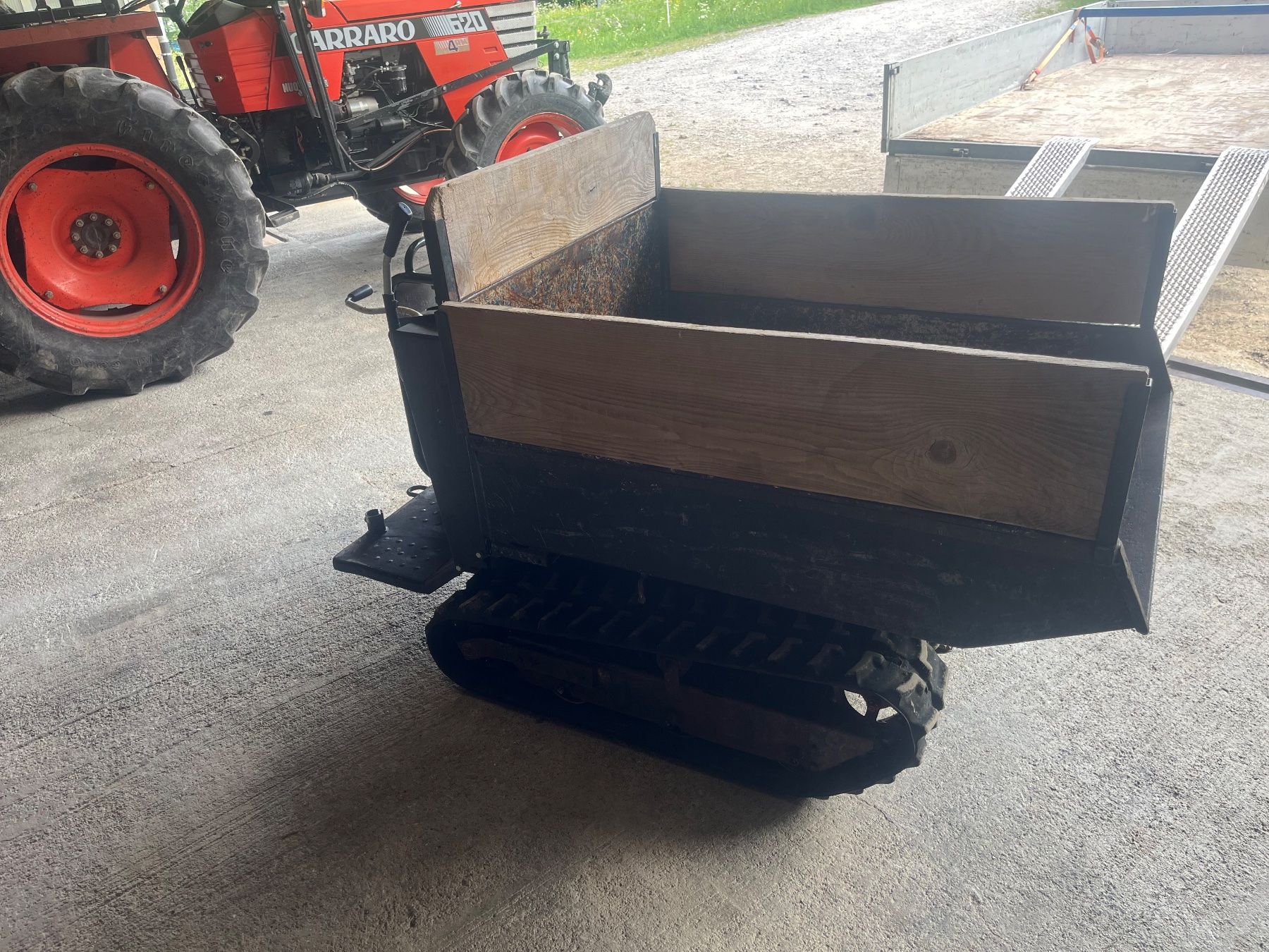 Hutter Tutte le macchine: Raupentransporter Hutter Huki – Usato da Grund b. Gstaad venduto da stafluegrund 3