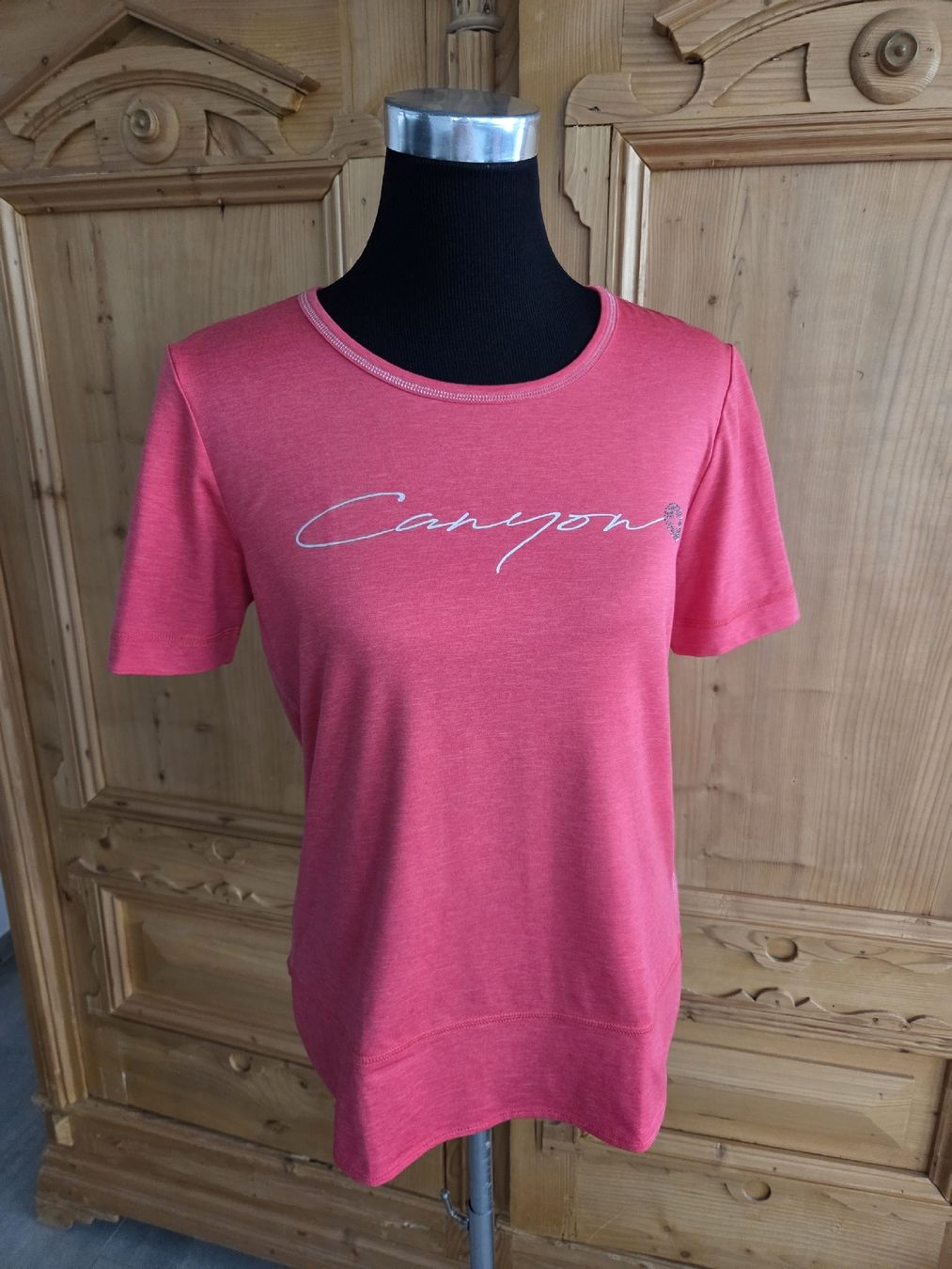 Canyon T-shirt: schönes T-Shirt, Canyon – Nuovo (secondo la descrizione) da Wiesendangen venduto da Sinhuk 1