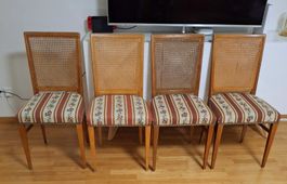 4 Eleganten Vintage Nussbaumholz Stühle mit Wiener Geflecht