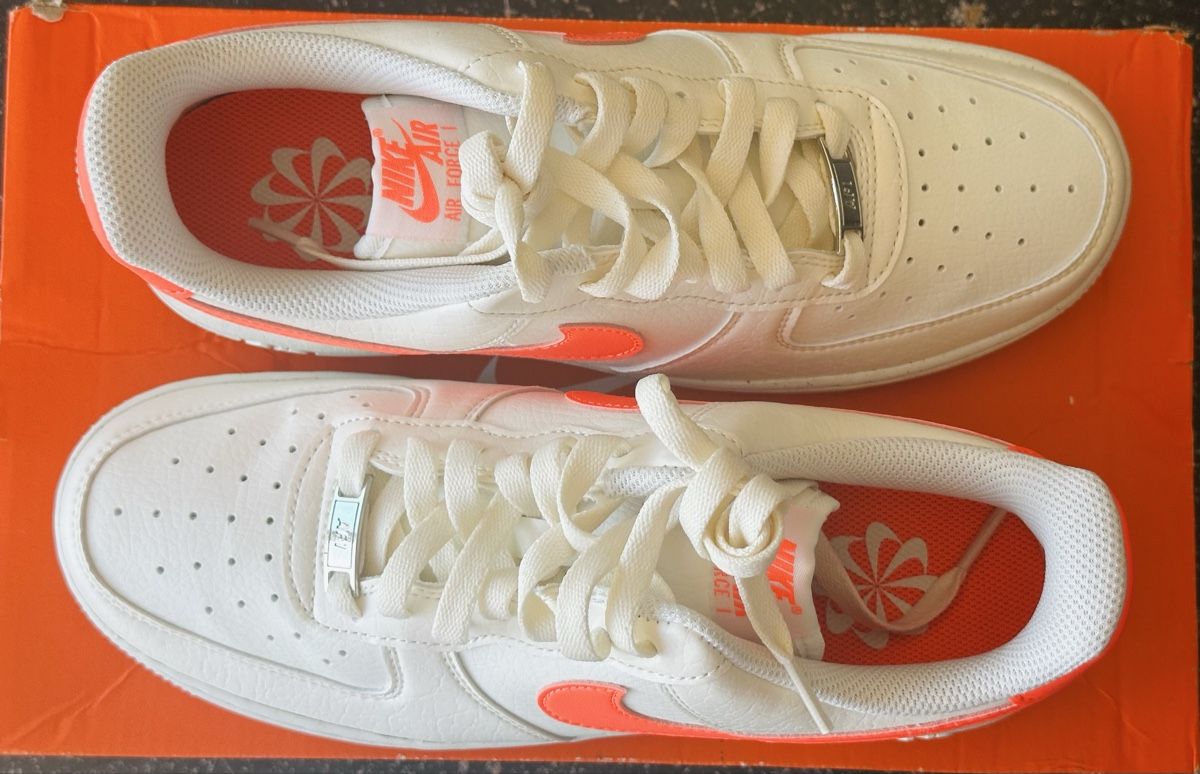 Nike Scarpe da uomo: Air force 1 Sail/ Hot Lava – Nuovo e nell'imballaggio originale da Biel/Bienne venduto da Akwawini 1