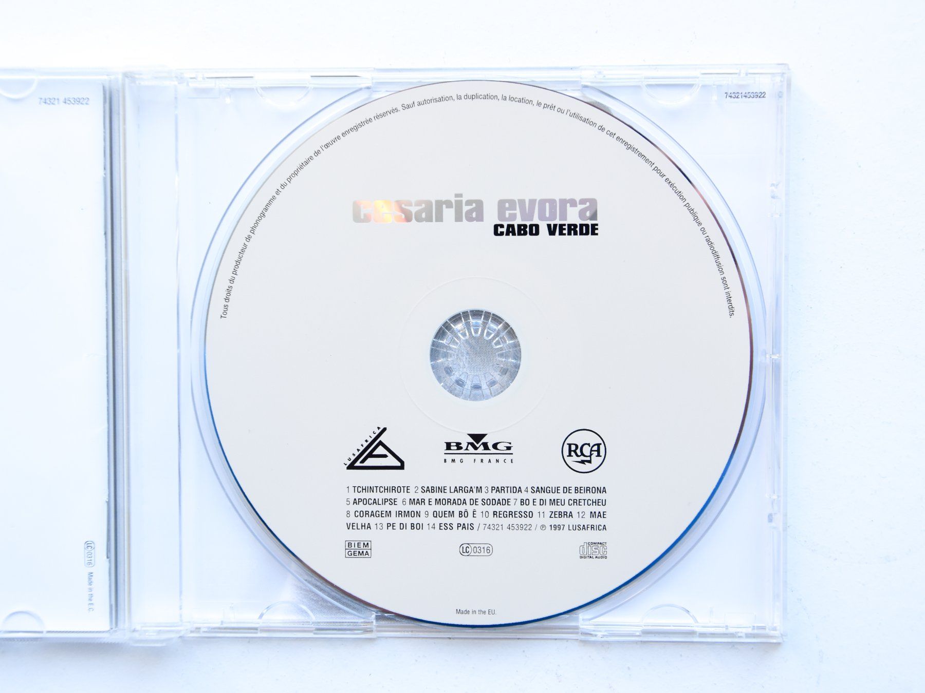 CDs: Cesaria Evora - Cabo Verde – D'occasion à Belmont-sur-Yverdon par ag97 1