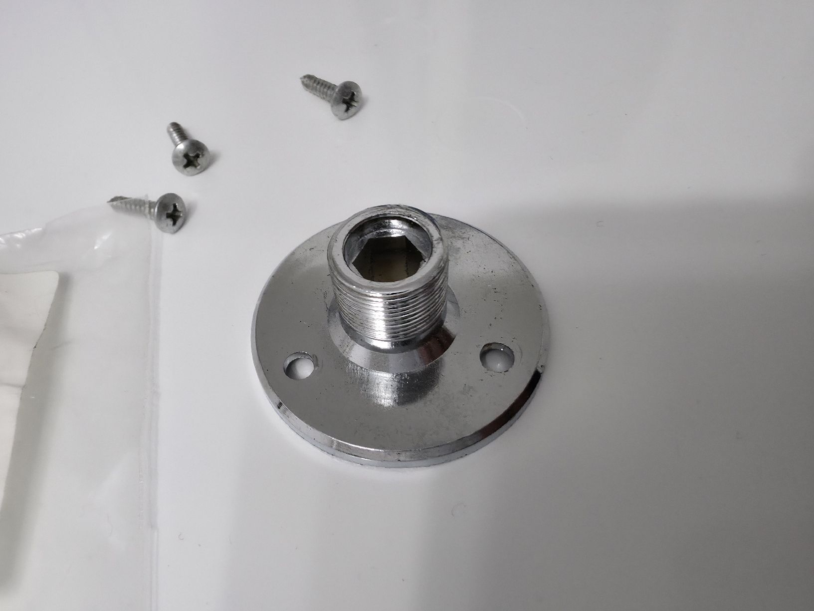Mikrofone: Adam Hall Base Plate – Neu und originalverpackt aus Embrach von niz_8sff 1