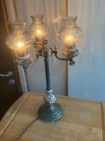 Antike Tischlampe mit 3 Flammen, Jugendstil