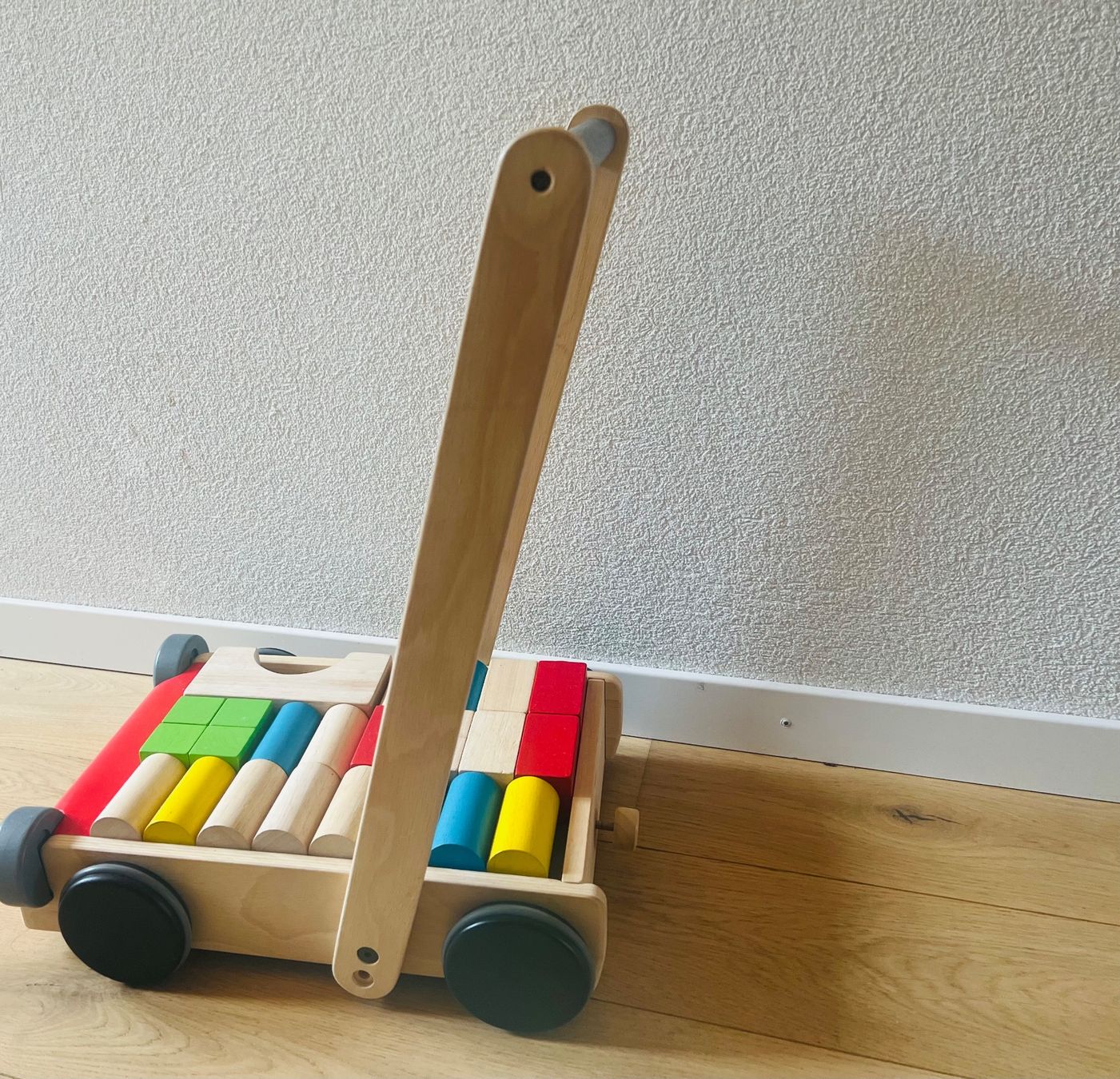 Plantoys Veicoli per bambini: Trotteur en bois – Usato da Collombey venduto da svea16 3
