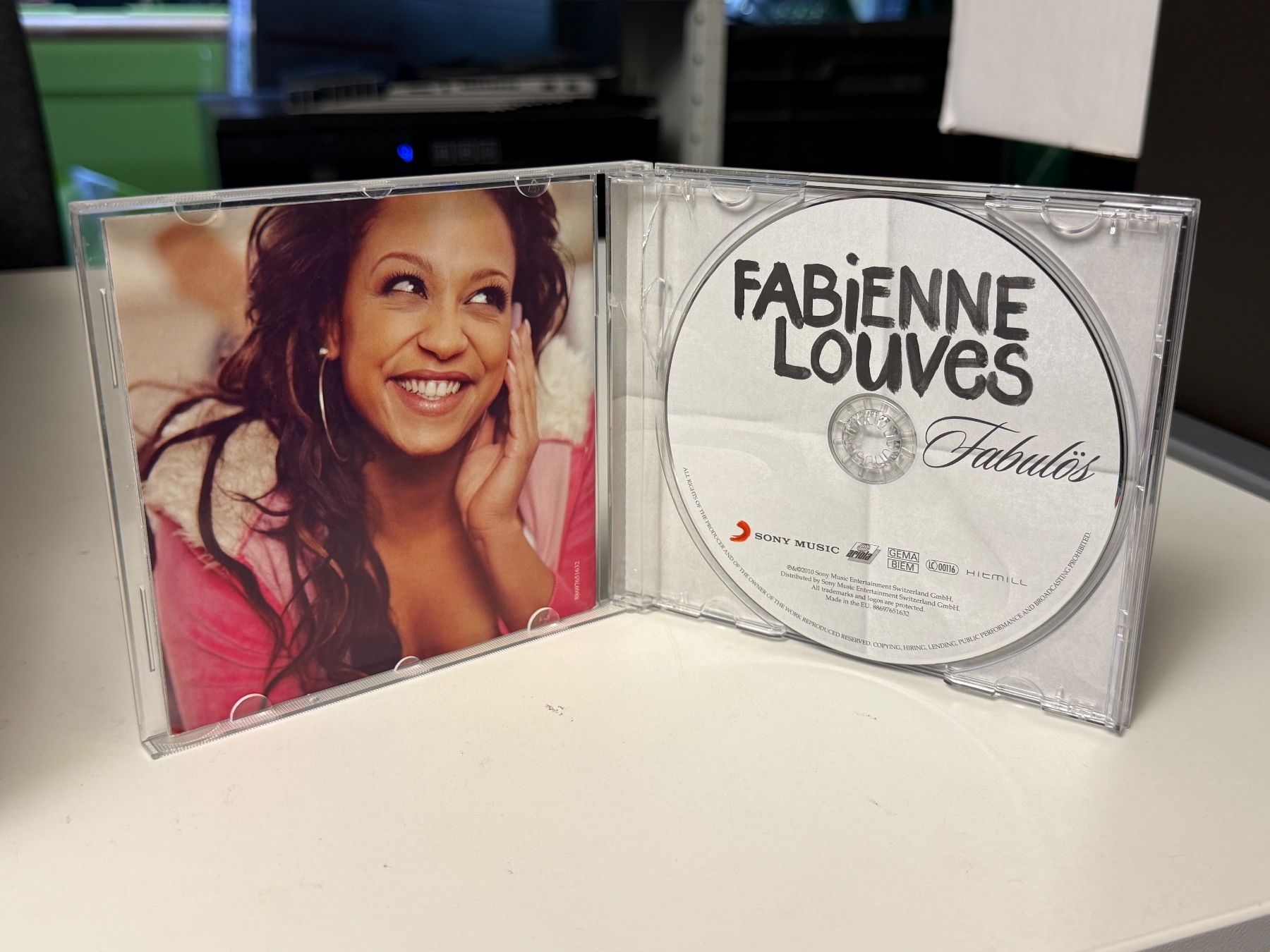 CD: Fabienne Louves - Fabulös - HG41D+ – Usato da Küsnacht ZH venduto da swisssales.net 2