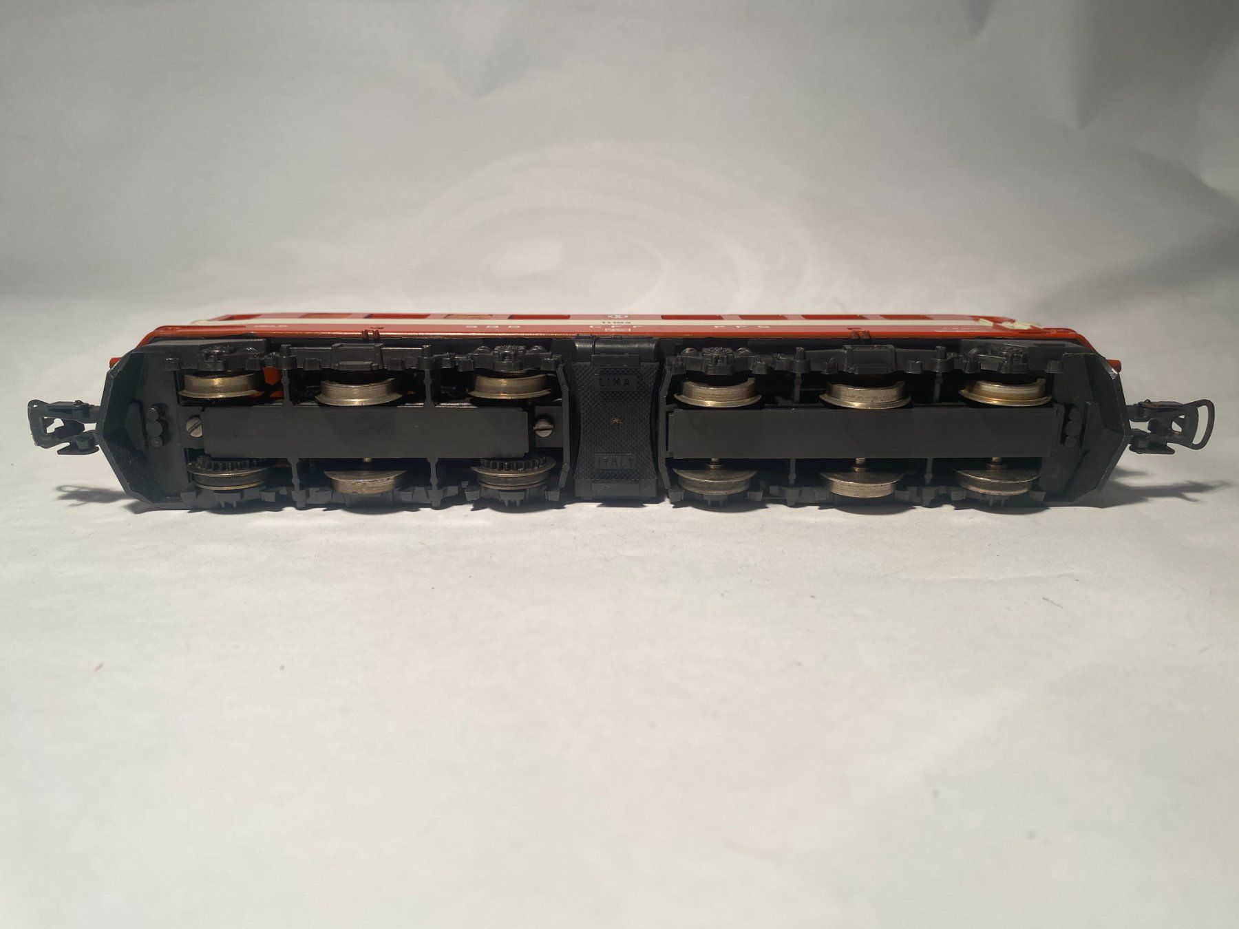Lima Modellini di ferrovie: LIMA E-Lok Ae 6/6 Basel Orange/Weiss SBB, DC Analog – Usato da Buchrain venduto da Modellbahn11 5