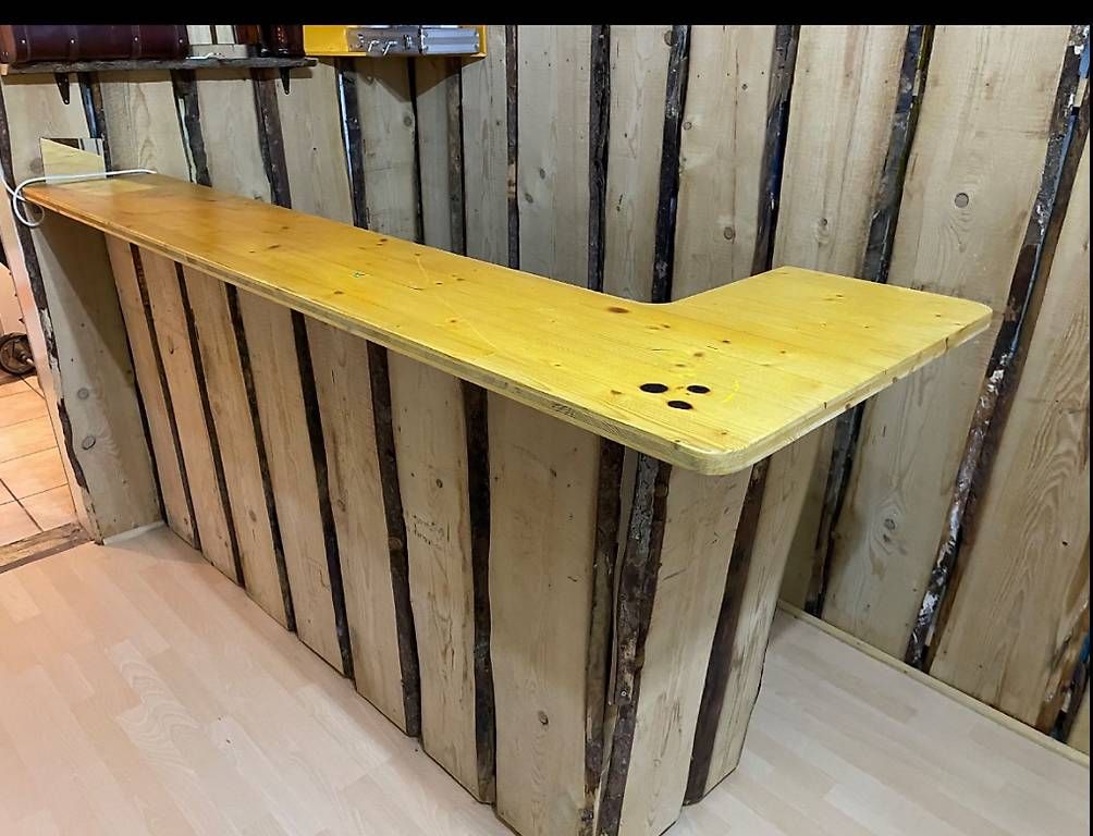 Allestimento di negozi e stand fieristici: Bar oder verkaufstheke mit Hocker oder ohne  – Usato da St.Gallen venduto da Piran65