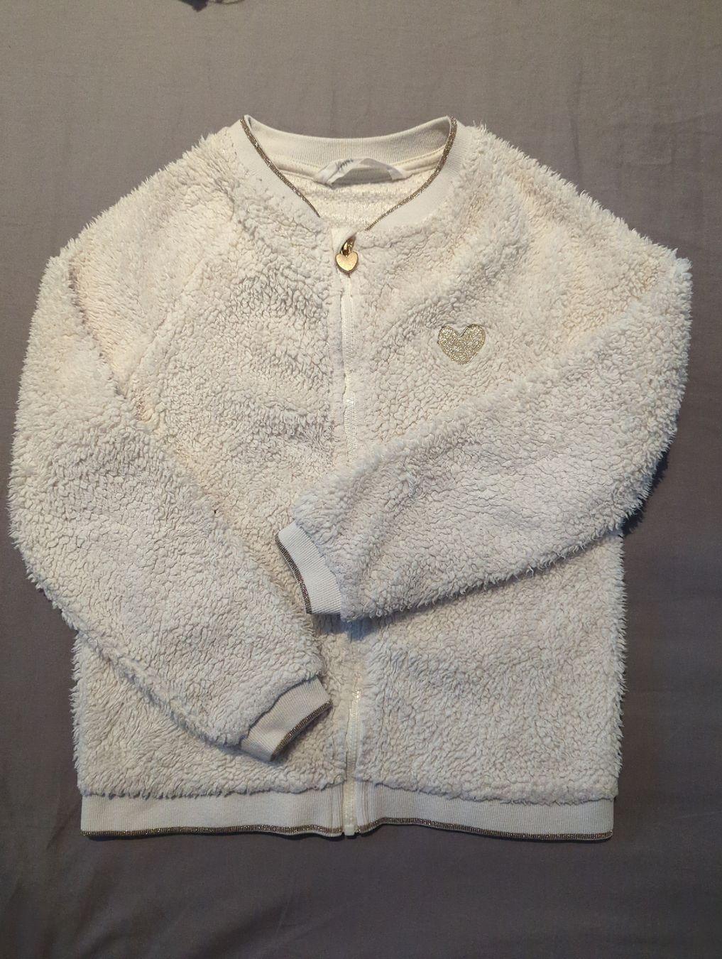 H&M Maglioni & Felpe: H&M Mädchen Pullower mit Zipper Gr. 122/128 – Usato da Eglisau venduto da raf_hn2x