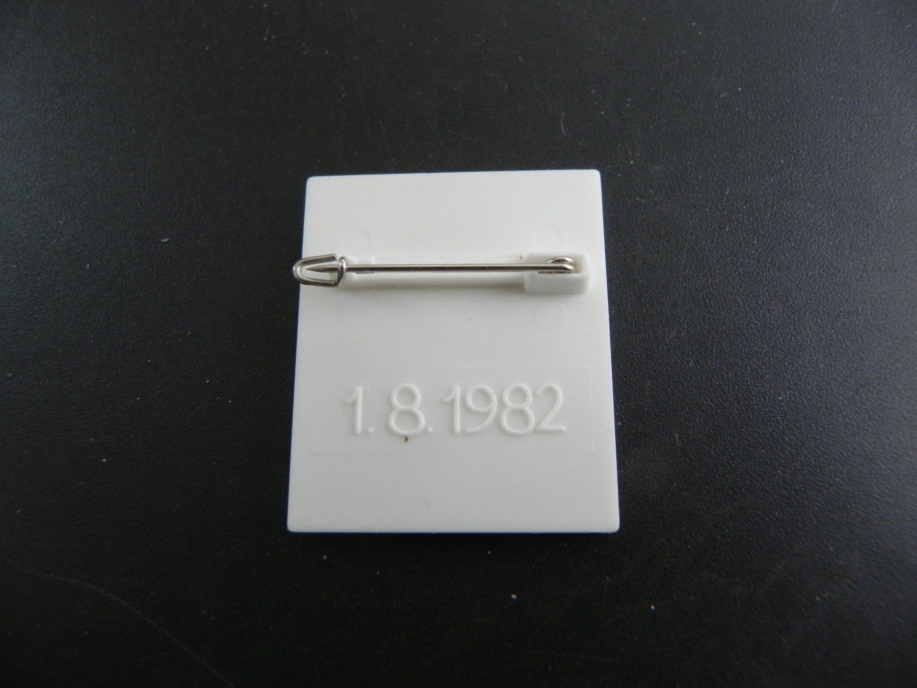 Broches & Aiguilles: Abzeichen 1. August 1982 – D'occasion à Biel/Bienne par Gogolozi 1
