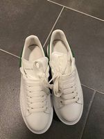Alexander McQueen Oversized Sneaker ? Weiss/Grün, Gr. 39