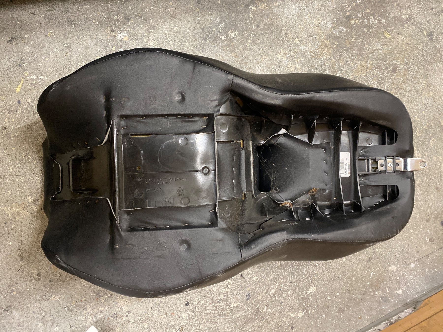 Harley-Davidson Tutti i ricambio per moto: Harley Davidson Street Glide Sitz – Usato da Kaltbrunn venduto da la77 2