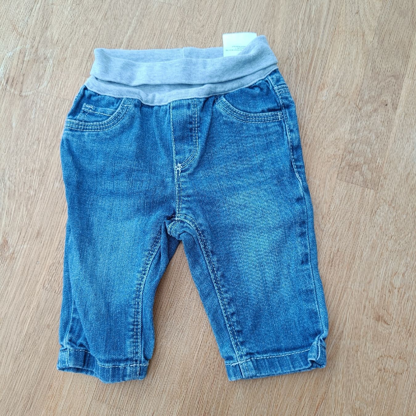 Hosen: Jeans Grösse 62 – Gebraucht aus Jaberg von urig17.