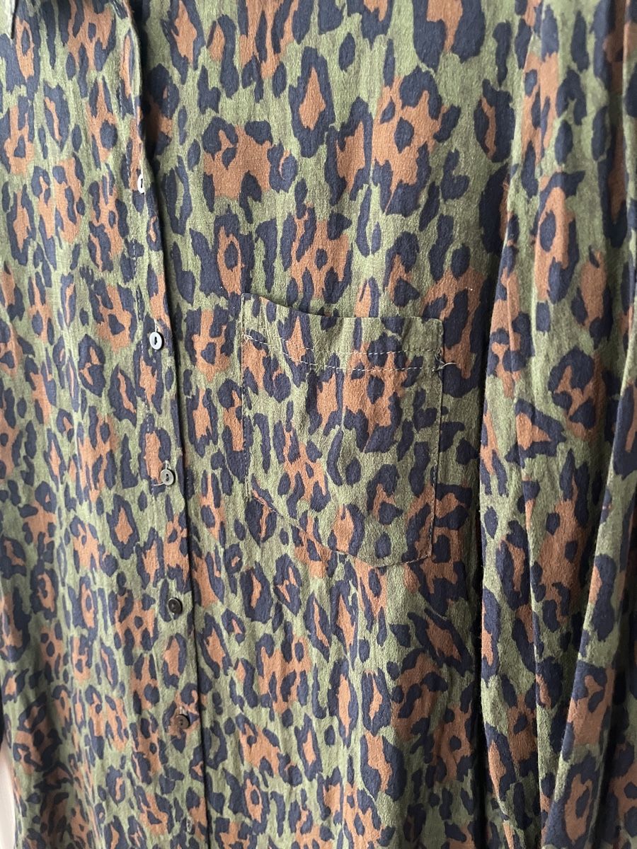 Blusen: Hemd Bluse Leo Muster Khaki Braun – Gebraucht aus Bern von Corinn_na 1