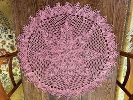 Handarbeit, mit schönem Muster, rosa, Durchmesser ca. 84 cm