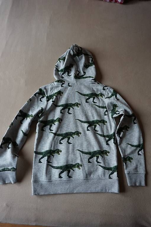 Maglioni & Felpe: Kapuzen Pullover mit Dinos Grösse 134 / 140 – Usato da Meinisberg venduto da Faithles1 3