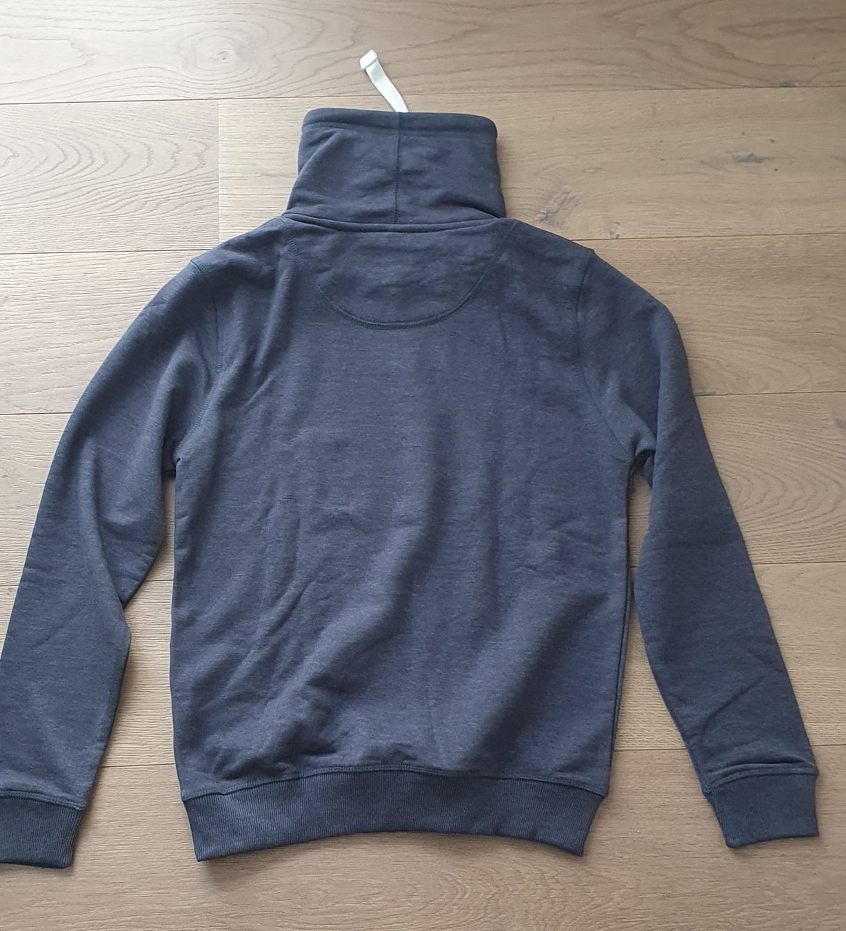 Maglioni & Felpe: Ungetragener Blend Pulli Gr M – Usato da Möriken AG venduto da mar_p8vr 2
