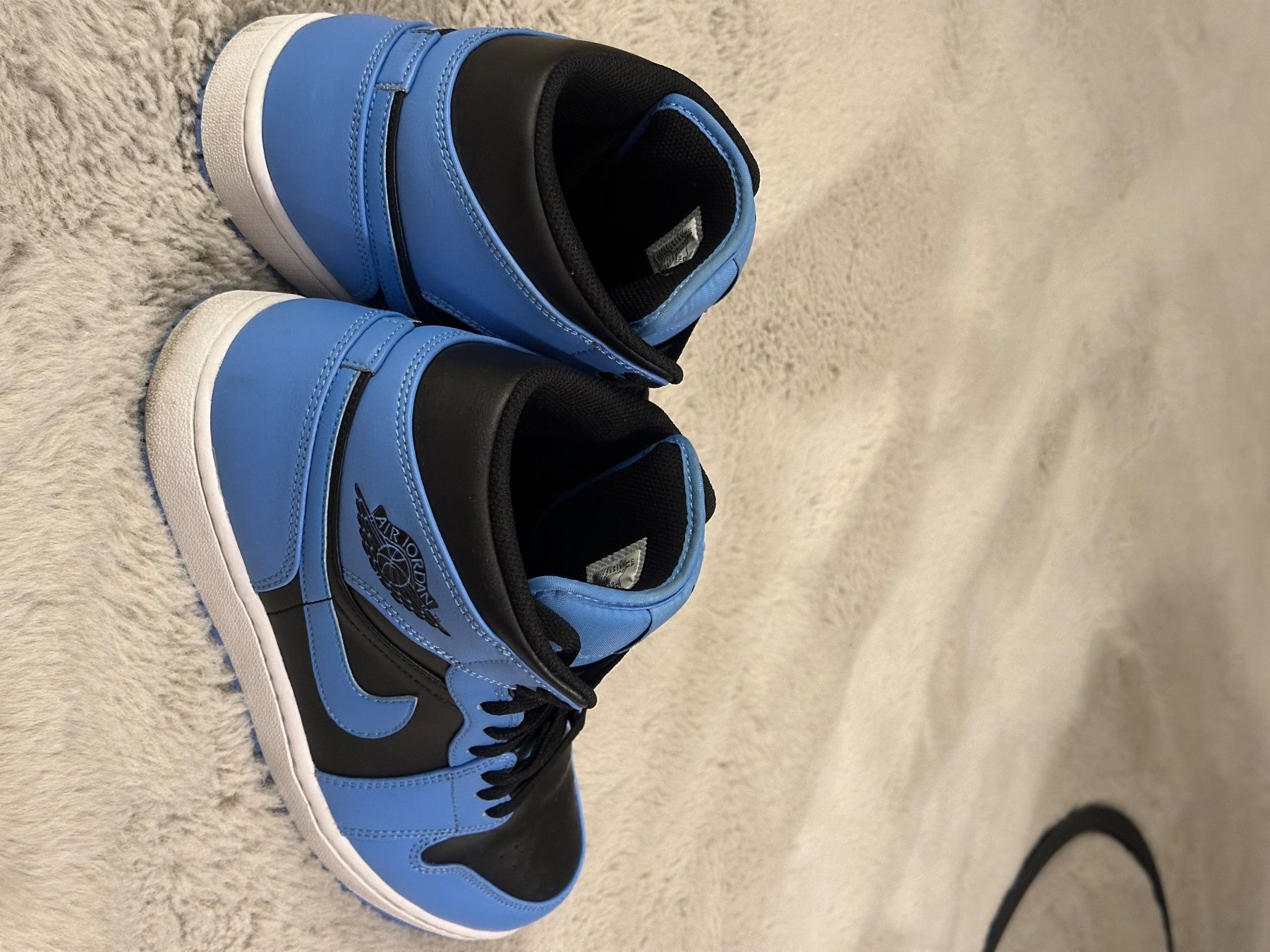 Jordan Chaussures hommes: Jordan 1 University Blue - 45 – D'occasion à Hombrechtikon par dom_vy6m 1