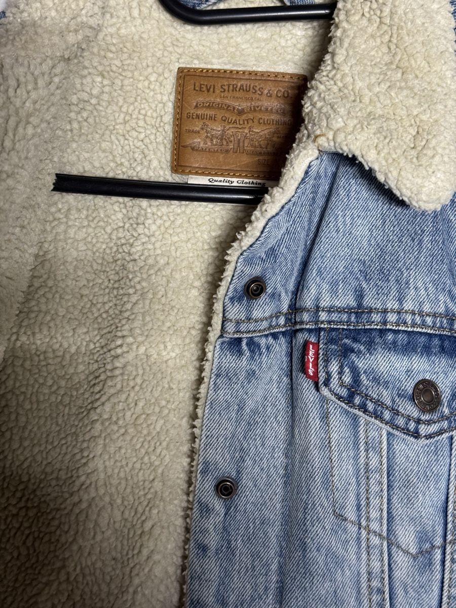 Levi's Giacche: Veste en jean Levi’s – Nuovo (secondo la descrizione) da Châtel-St-Denis venduto da Montclair_Swiss 1