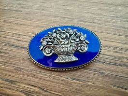 Brosche Korb mit Blumen blau emailliert oval alt