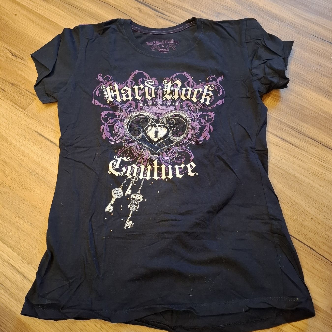 Hard Rock Cafe T-shirt: Hard Rock Couture T-Shirt  – Usato da Ettenhausen TG venduto da Gismolio