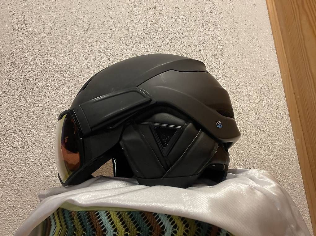 Helme: Casco da sci  – Gebraucht aus Iragna von Hiuston 1