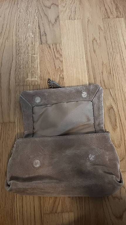 Borse da donna: Wildleder-Tasche taupe – Usato da Liestal venduto da Schatzsucher90 1