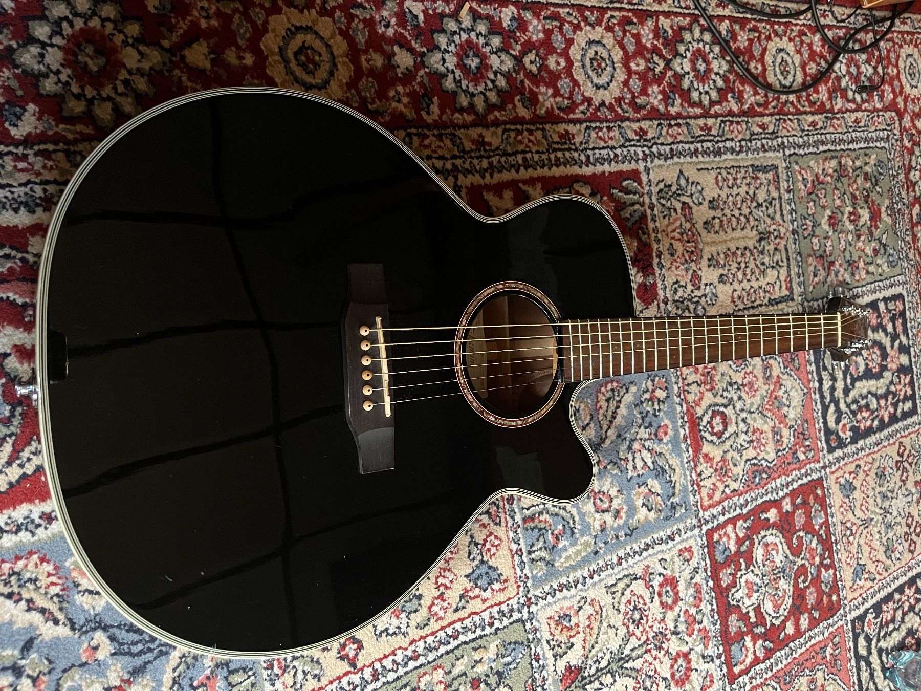 Takamine Strumenti musicali: Guitare Takamine – Usato da Fribourg venduto da marionfolly