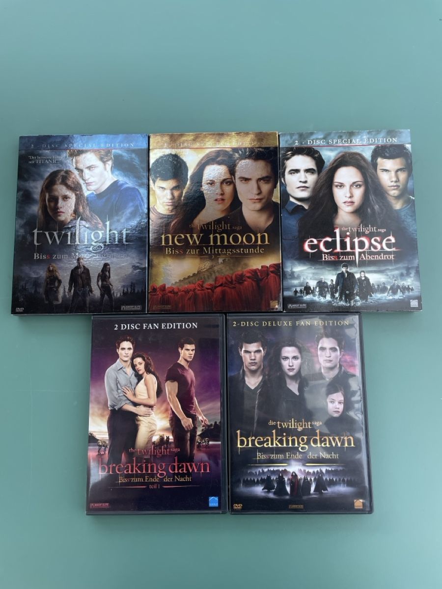 Tutti i DVDs: Twilight Saga Filme 5er Box Set DVD – Usato da Koppigen venduto da BLUE_EYE7