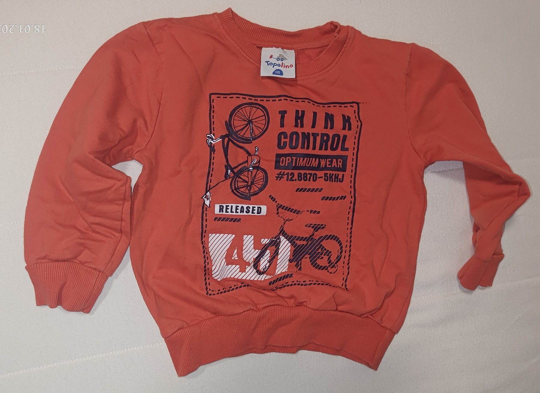 Maglioni & Felpe: Pullover Gr. 110, Orange mit Velo Motiv – Usato da Laupersdorf venduto da ela_uatb