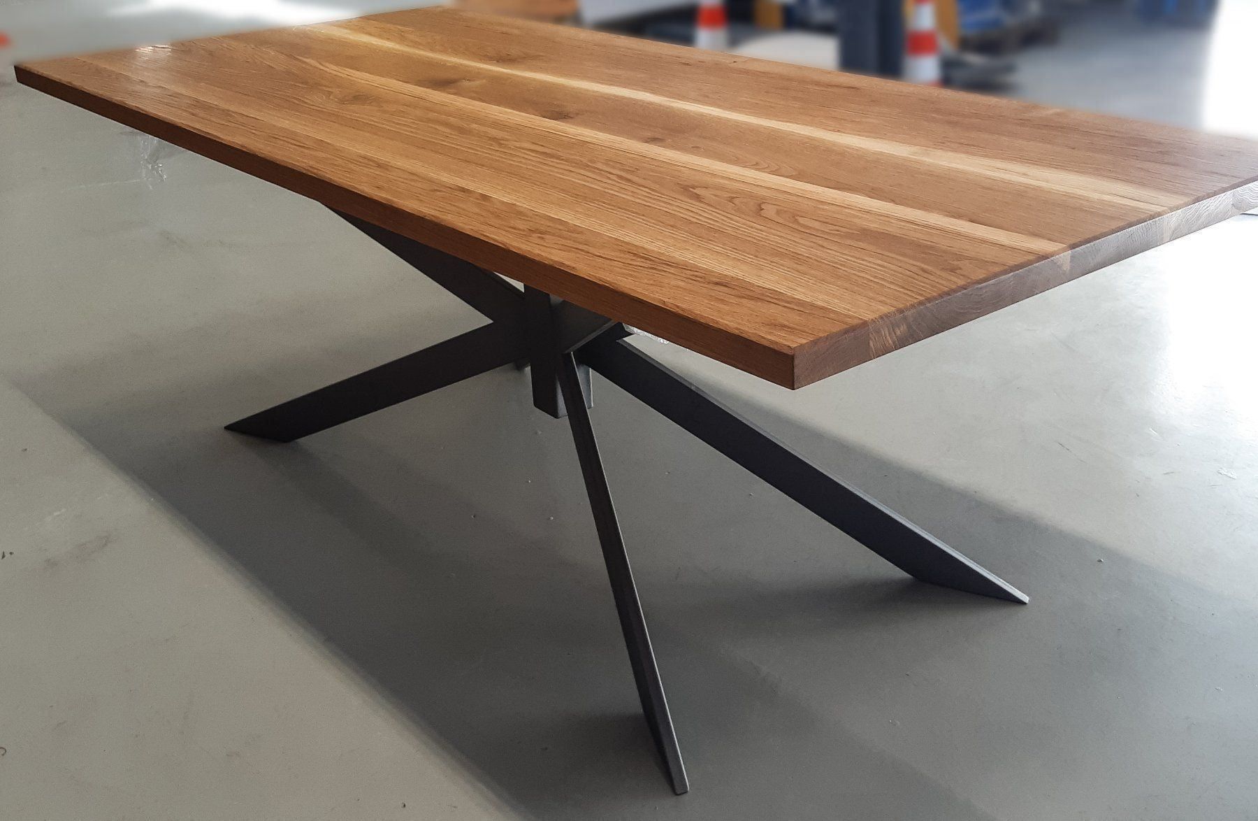Tische: Esstisch massivholz 220x100x76 Eiche – Neu (gemäss Beschreibung) aus Port von Dvajseidve