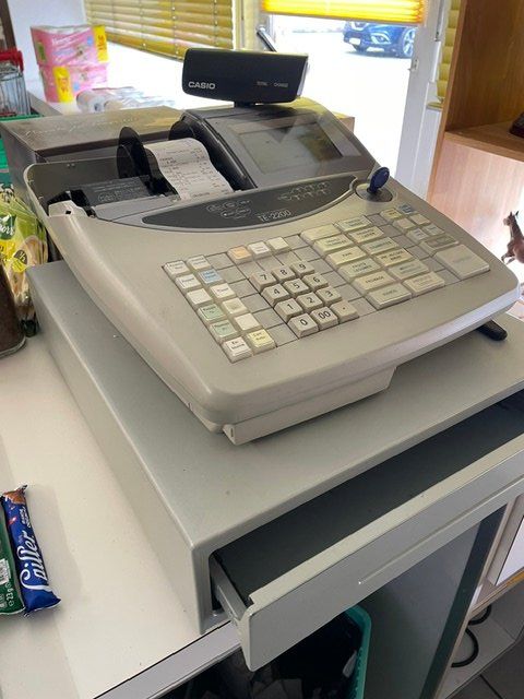 Casio Registratore di cassa: Caisse enregistreuse Casio – Usato da Saignelégier venduto da COX07 1