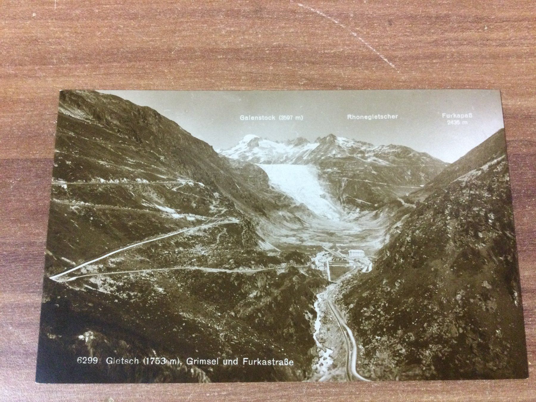 Cartes postales: Alte Ansichtskarte Grimsel mit Furkastrasse und Gletscher – D'occasion à Wangen SZ par kuriosum12