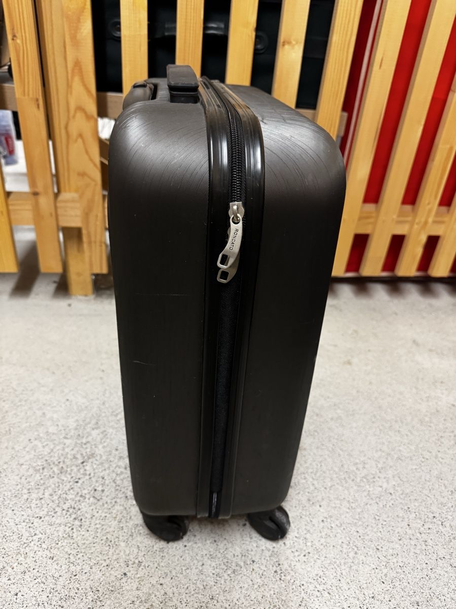 Reisekoffer: Handgepäckkoffer – Gebraucht aus Wetzikon ZH von sophiap 2