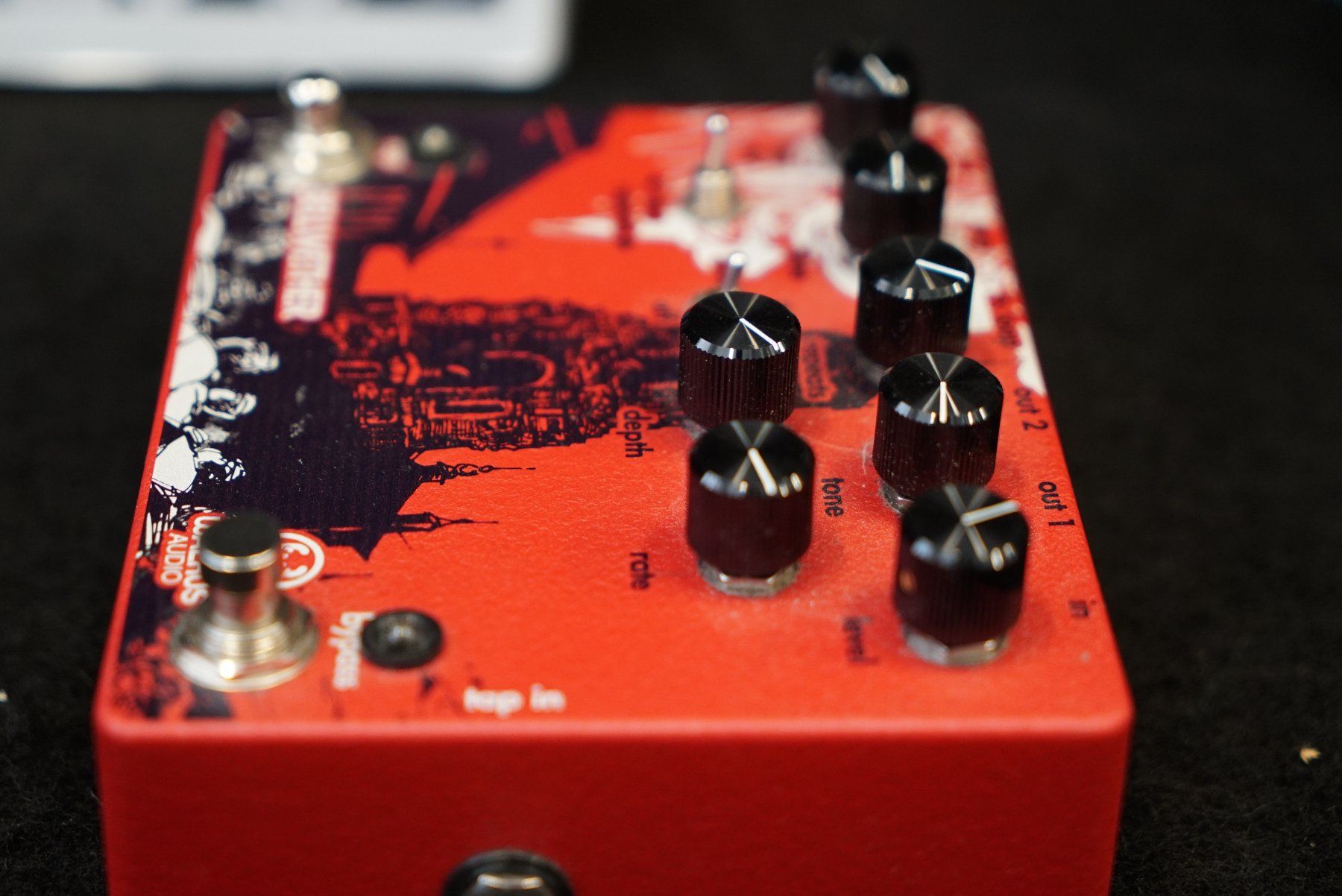 Strumenti musicali: Walrus Audio Bellwether (Delay Chorus) mit Verpackung – Usato da Ortschwaben venduto da Musictrade 4