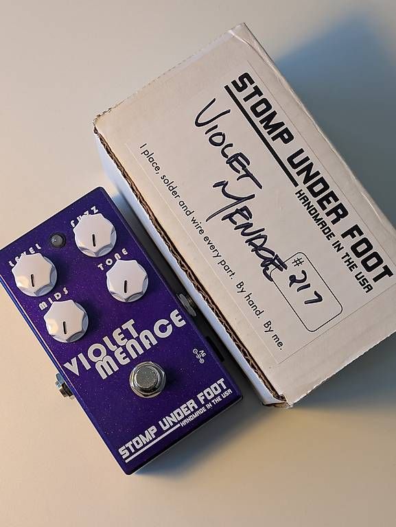 Strumenti musicali: Stomp Under Foot Violet Menace Fuzz – Usato da Windisch venduto da Kookmeyer1 4