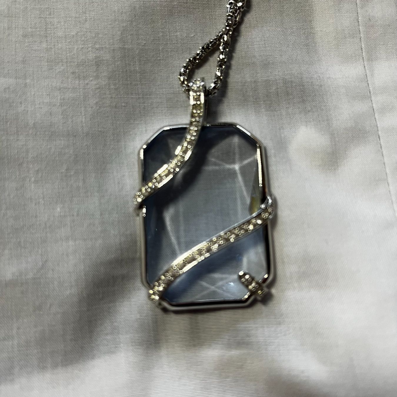 Swarovski Catenine: Swarovski Kette mit Anhänger – Usato da ST. GALLENKAPPEL venduto da EliB 1