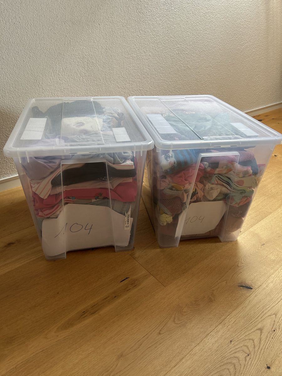 Lotti & Set di vestiti: Kleiderpaket Mädchen Grösse 104 – Usato da Oberlunkhofen venduto da doktor1313
