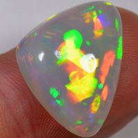 11.7 Karat - Schöner Äthiopischer Welo Opal