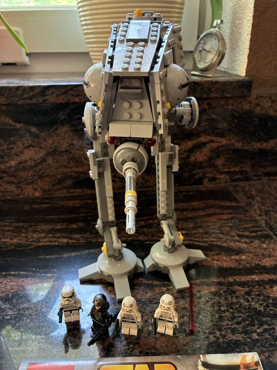 Lego Spielzeuge: Lego Star Wars 75083 – Gebraucht aus sargans von Angamar