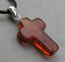 ♥ Baltischer Bernstein KREUZ ANHÄNGER / MIDI / COGNAC ♥