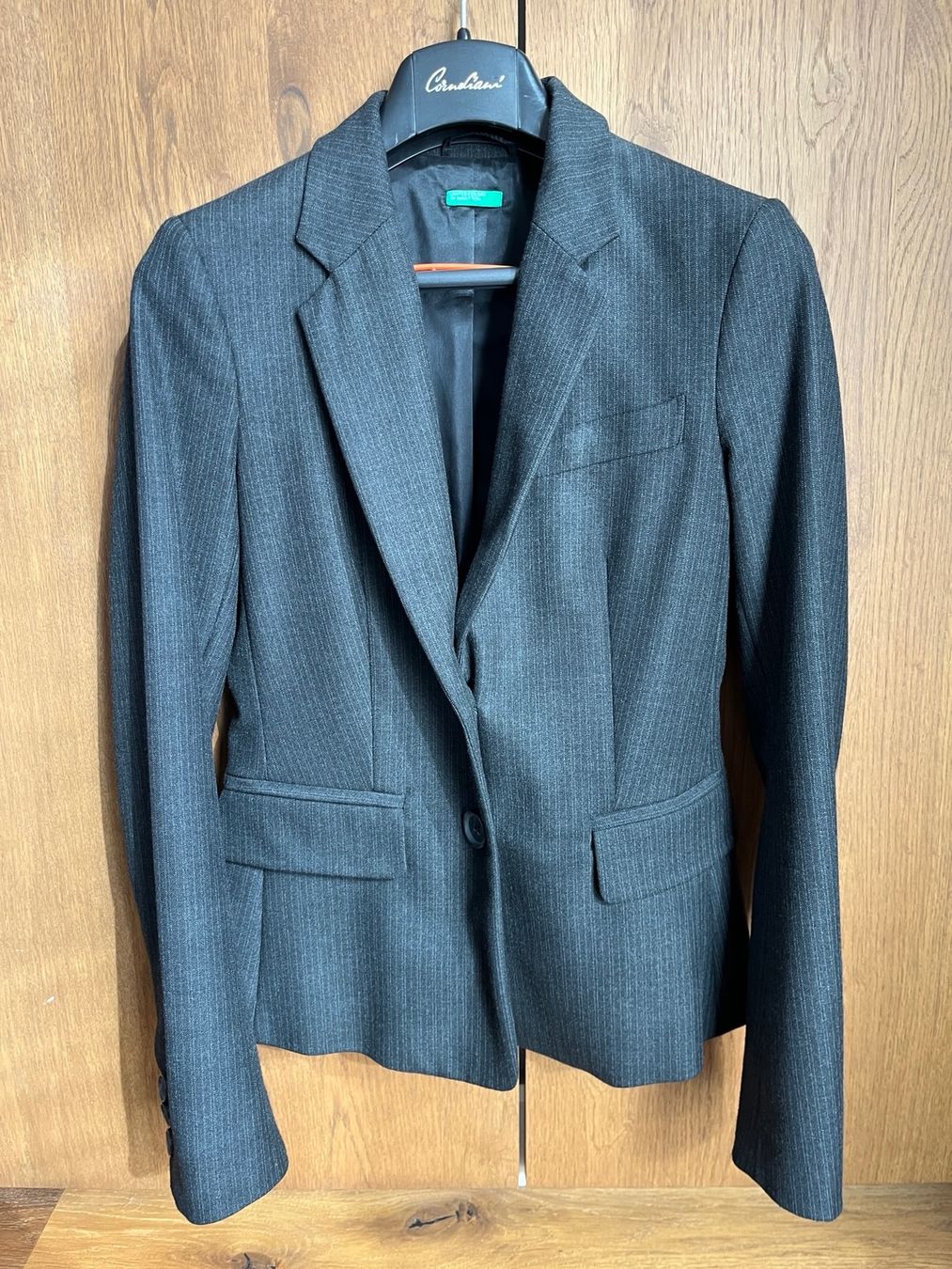 Benetton Completi & Tailleur: Damenanzug Benetton Gr. 38 – Usato da Grosshöchstetten venduto da Rafitherat