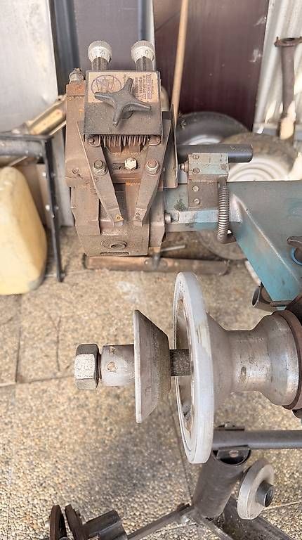 Tutte le macchine: Bremsscheiben Abdrehmaschiene – Usato da Bonaduz venduto da A13_Automobile 1