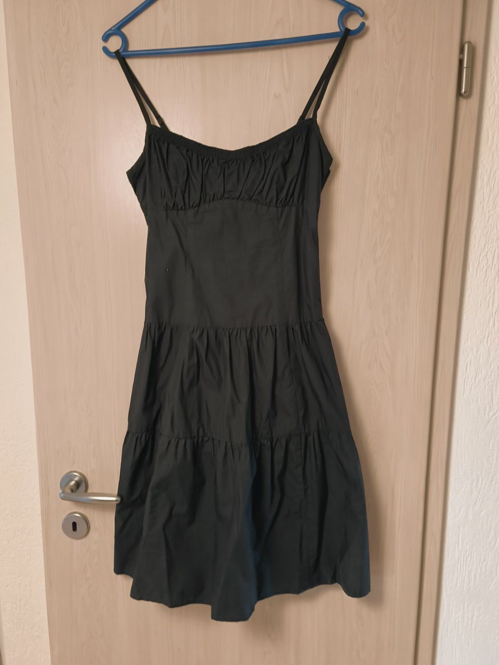 Gant Kleider: Robe d'été noire GANT taille 34 – Gebraucht aus Vallamand von rom_z7q6