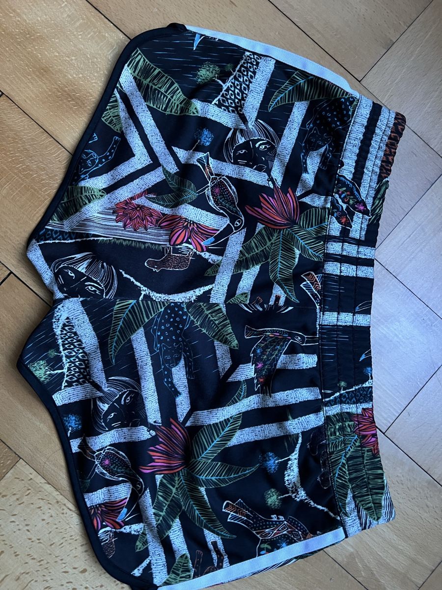 Adidas Maillots de bain & Bikinis: Bade Shorts Badehose Adidas Grösse M – D'occasion à Zürich par angielmora 2