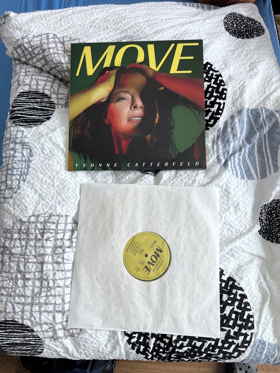 Dischi in vinile: Yvonne Catterfeld - Move (LP - Yellow) – Nuovo (secondo la descrizione) da Uetikon am See venduto da Rimas99