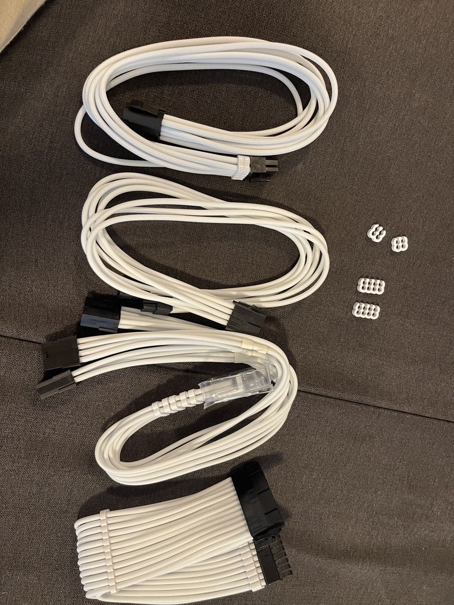 Corsair Cavi: CableMod ModMesh Custom Cable Kit - White - NEW! – Nuovo (secondo la descrizione) da Muri AG venduto da l3v_qx8k 1